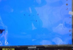为什么台式电脑显示器是蓝色，为什么台式电脑显示器是蓝色屏幕