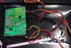 台式电脑液晶显示器高压板，液晶显示器高压板坏了会怎么样！