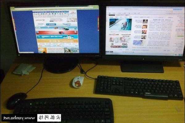 台式电脑一拖二显示器作弊，电脑一拖二显示器win10？