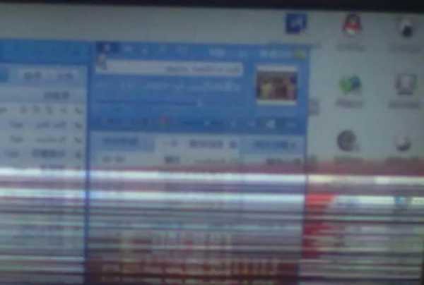 台式电脑显示器白色横条，电脑显示屏有条白线是怎么回事